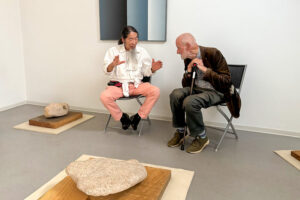 Raimer Jochims Ausstellung "Steine" 2026 am Kirchberg in Maintal Hochstadt